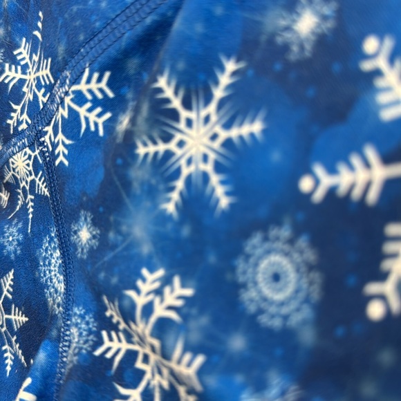 Fleo Snowflake Shorts (Original) Blue Size Medium - Picture 5 of 11